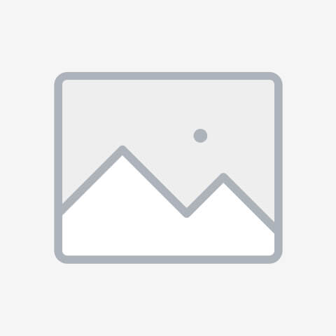 Декоративная подушка Смайлик Эмоджи Emoji Воздушный поцелуй с любовью, 28 см